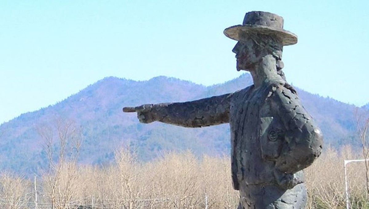 전남 강진군에 있는 전라병영성하멜기념관 모습. 기사 이해를 돕기 위한 자료 사진. 전남 강진군은 11월 24일부터 12월 19일까지 군민 1인당 20만 원씩 '강진군민 행복지원금'을 지급한다고 7일 밝혔다. / 전남 강진군 인스타그램