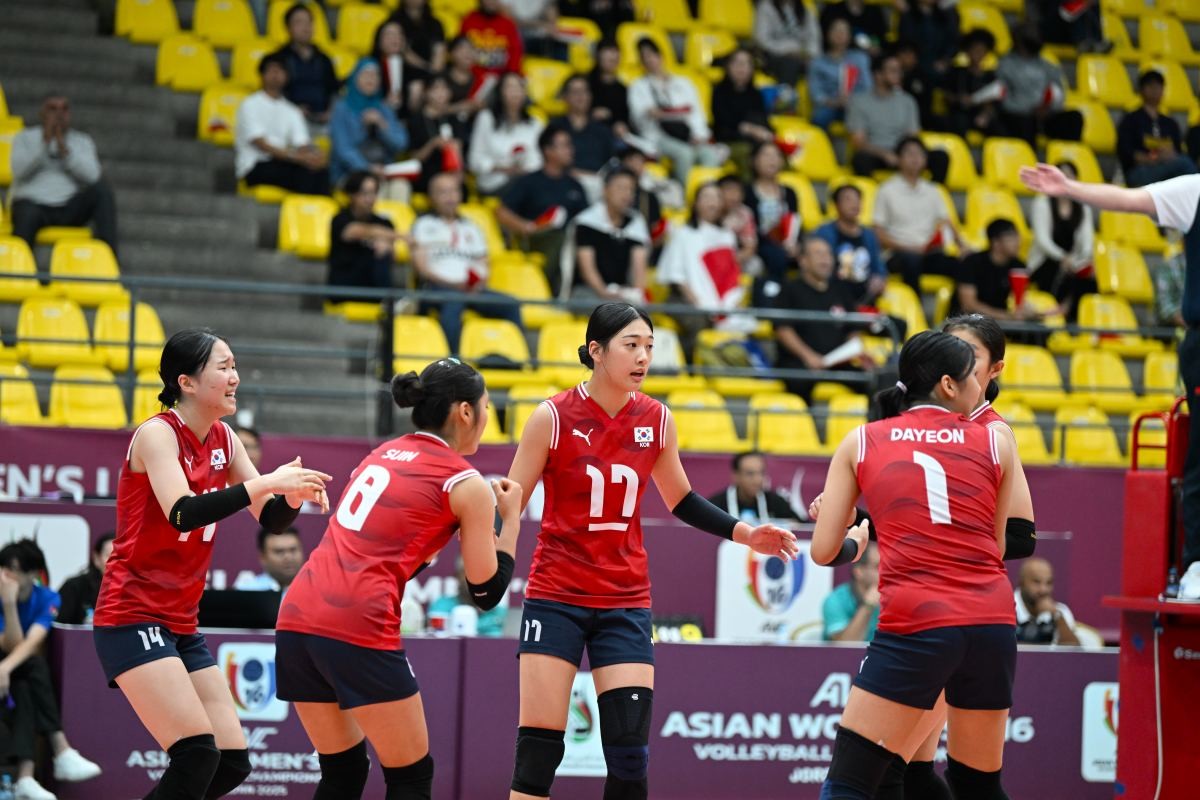 한국 U-16 여자배구 대표팀. / 아시아배구연맹