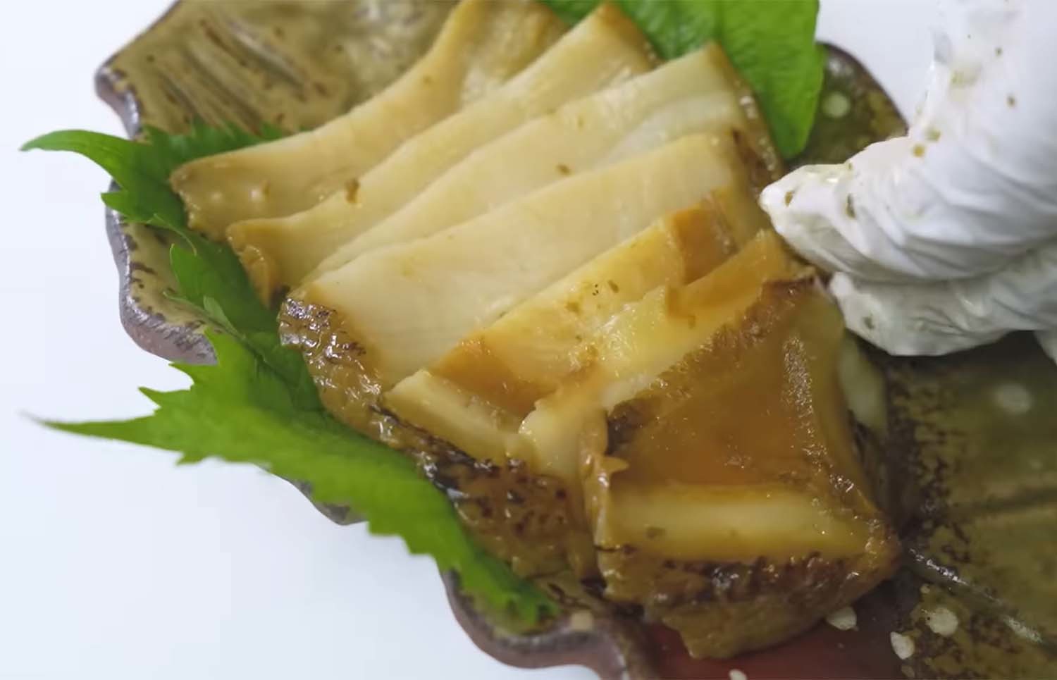 둥근전복으로 만든 요리. / '입질의추억TV'