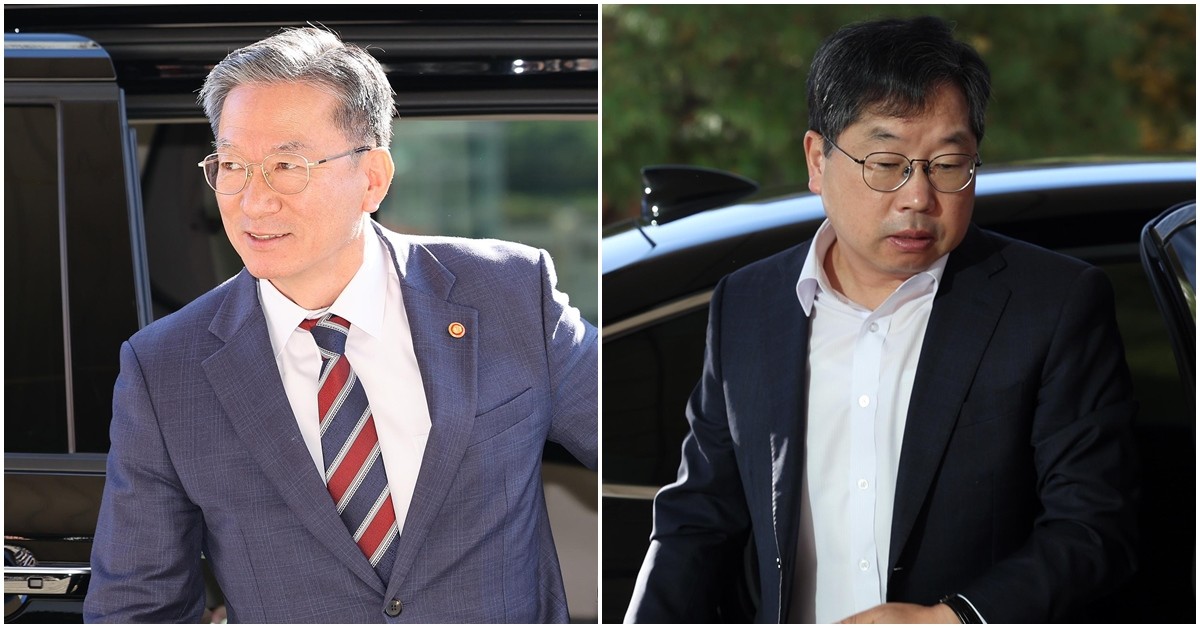 (왼쪽부터) 정성호 법무부 장관이 10일 오전 경기 과천 정부과청청사 법무부에 출근하며 ‘대장동 사건’ 항소 포기에 관해 취재진의 질문에 답하고 있다. 노만석 검찰총장 직무대행이 10일 오전 서울 서초구 대검찰청으로 출근하고 있다. / 뉴스1