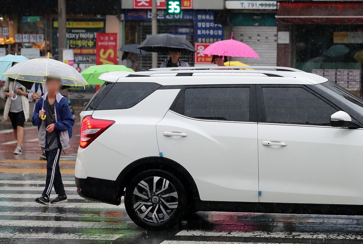 정지선 위반 차량. 기사의 이해를 돕기 위한 사진. / 뉴스1