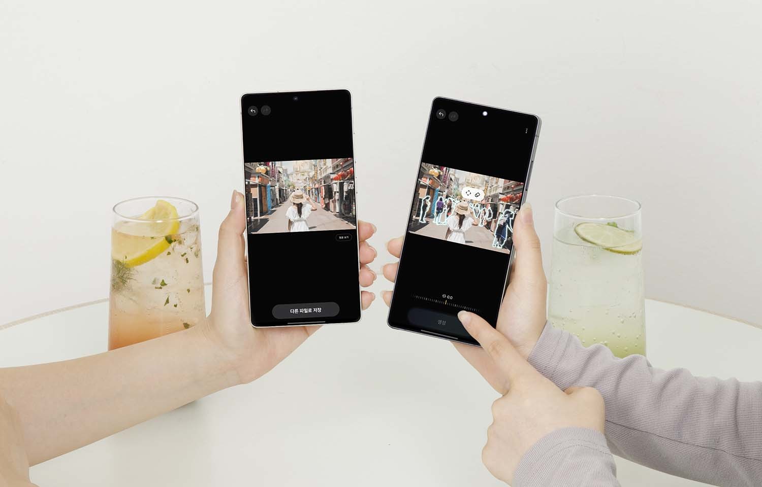 삼성전자 갤럭시 플래그십 스마트폰이 상반기에 이어 하반기에도 흥행하고 있다. / 삼성전자 제공