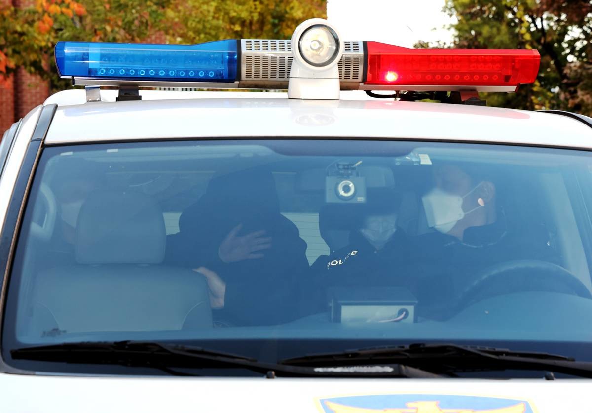 구속 송치되는 운전자 남성 '음주운전으로 일본인 모녀 덮쳐' / 뉴스1