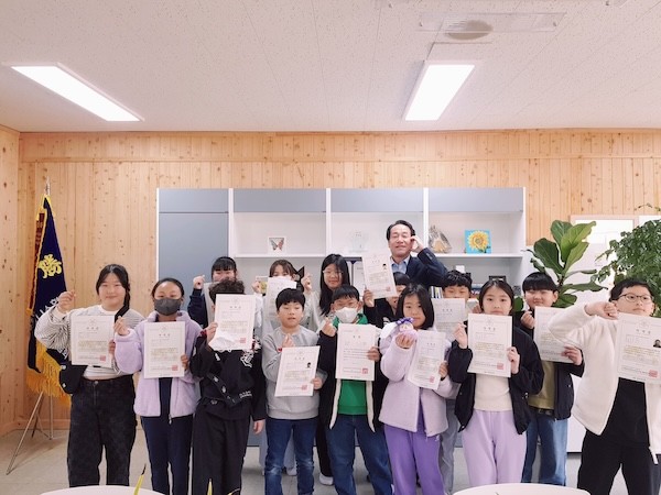 늘봄학교 한자 급수 도전(순창초) / 전북특별자치도교육청