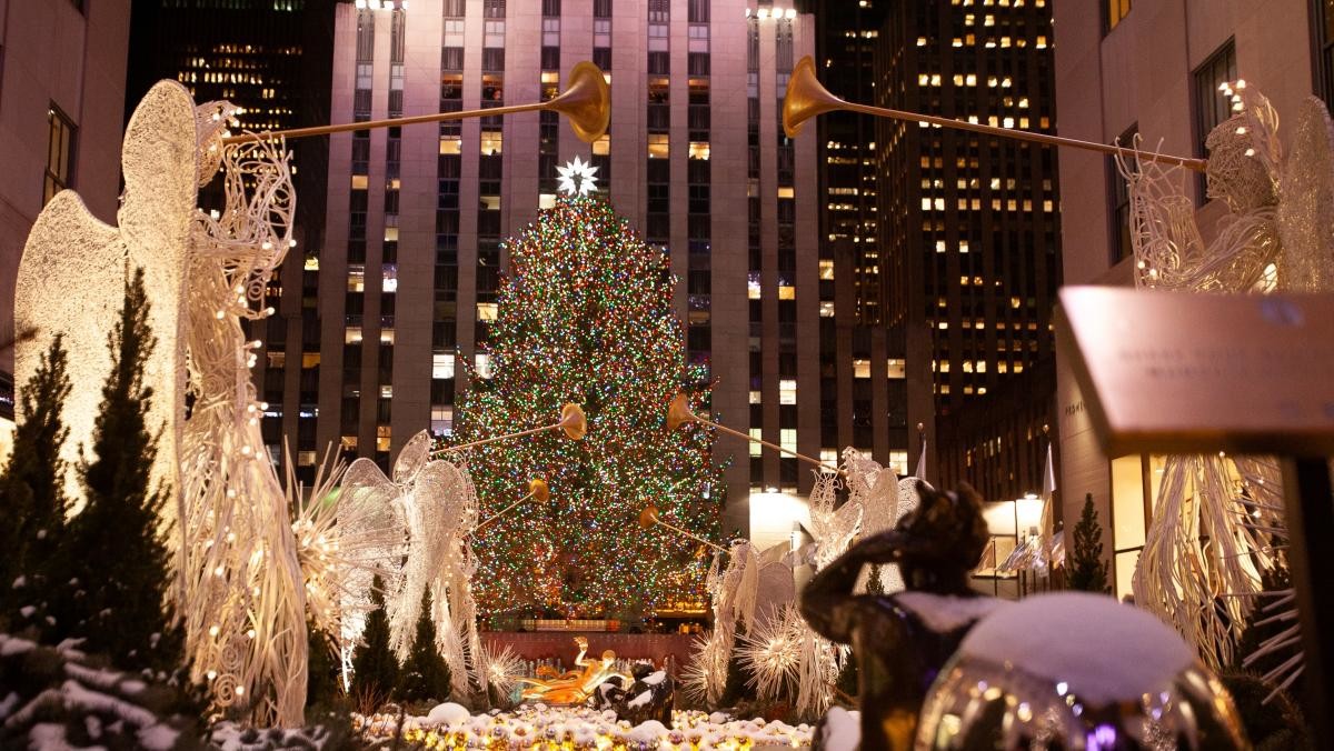 록펠러센터 크리스마스 트리. / thecandacemiller-shutterstock.com