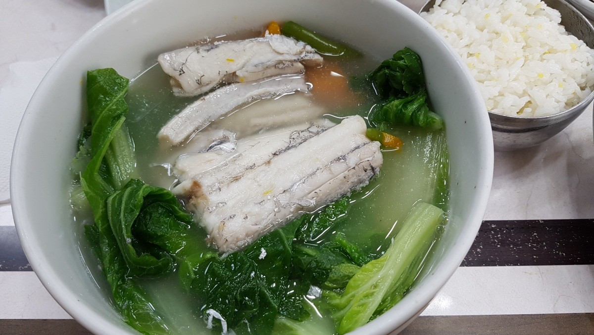 갈치국 / Hello_ji-shutterstock.com