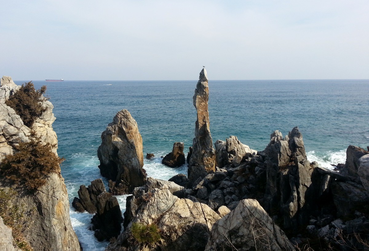 동해 추암 촛대바위. / 연합뉴스