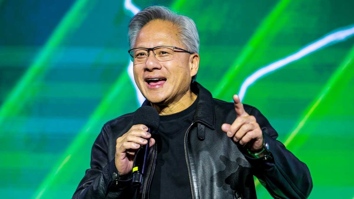 '엔비디아 제쳤다…美 타임지 선정 '지속가능 성장기업' 1위 뽑힌 대반전 '한국 회사'는 어디?'     젠슨 황 엔비디아 CEO    자료사진. / 공동취제-뉴스1