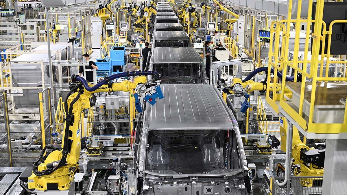 기아 EVO 플랜트 East에서 생산 중인 PV5. / 기아
