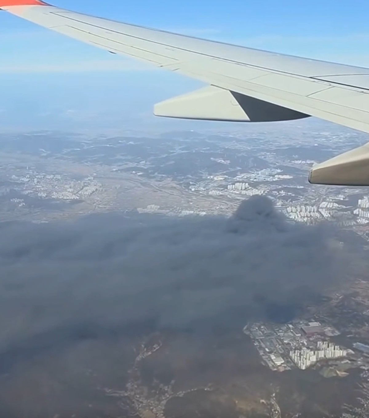 이하 항공기서 내려다 본 화재 현장. / 에펨코리아