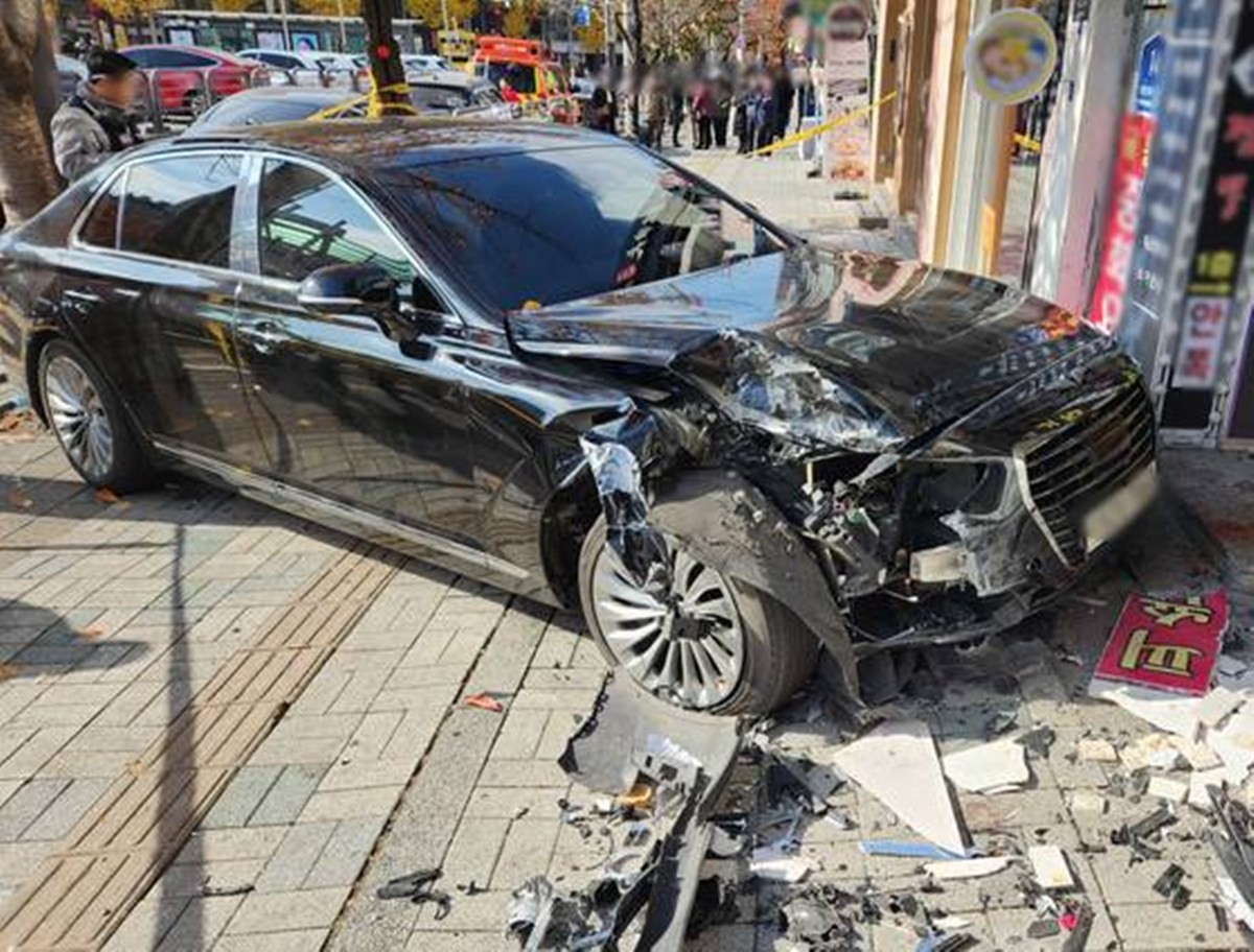 이하 사고 차량. / 인천소방본부