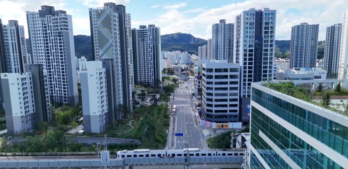 양주 회천신도시 덕계로. / 유튜브 '아름다운회천사람들' 영상 캡쳐