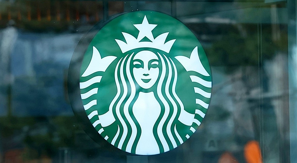 기사 이해를 돕기 위한 스타벅스 자료 사진. 스타벅스에서 불과 약 20분 만에 완판된 상품(메뉴)이 화제가 됐다. / 연합뉴스