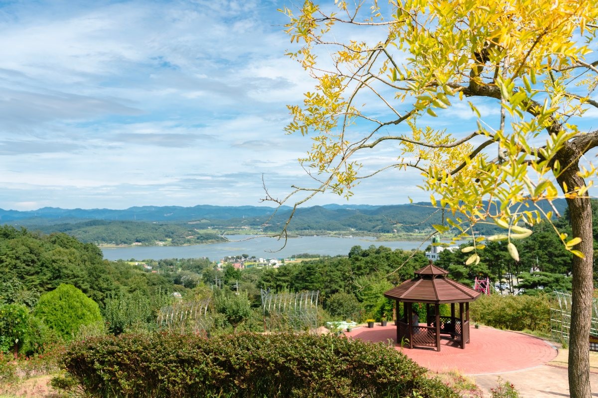 충남 예산군. / Sanga Park-shutterstock.com