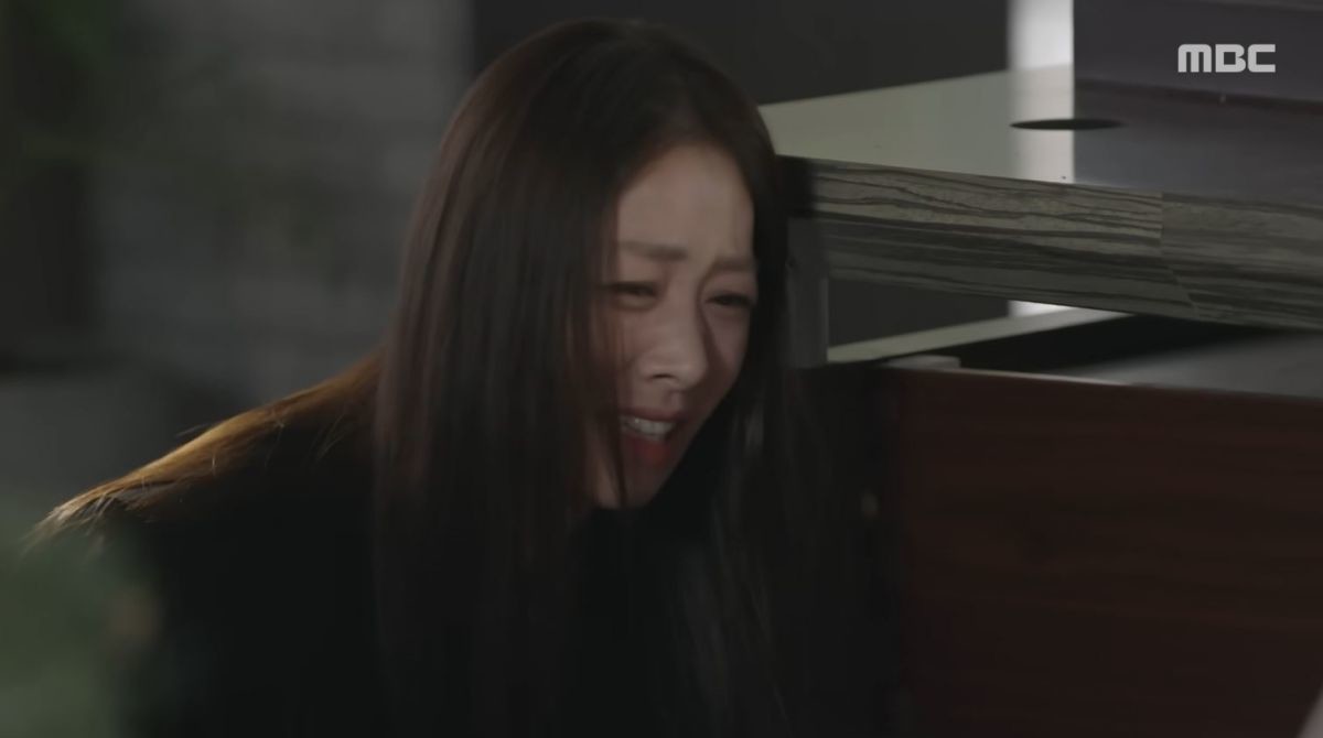 드라마 '태양을 삼킨 여자' 107회 중 일부. / 유튜브 'MBCdrama'