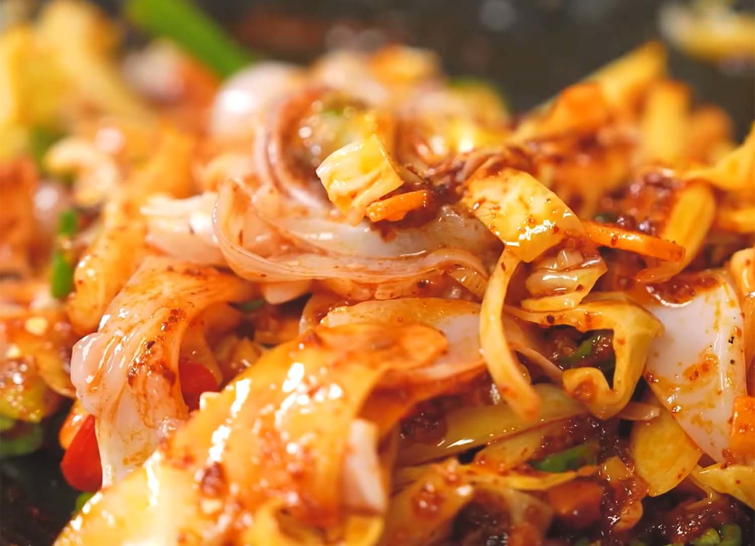 갈고리흰오징어 볶음 / '입질의추억TV' 유튜브