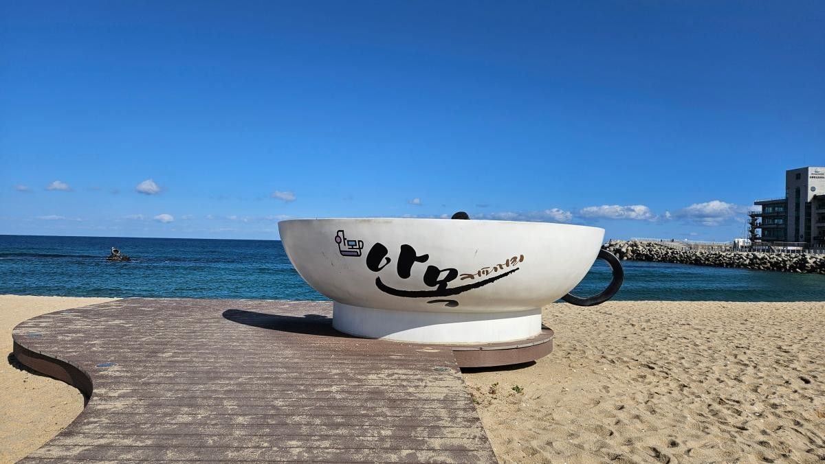 강릉 안목해변. / sokcho-shutterstock.com