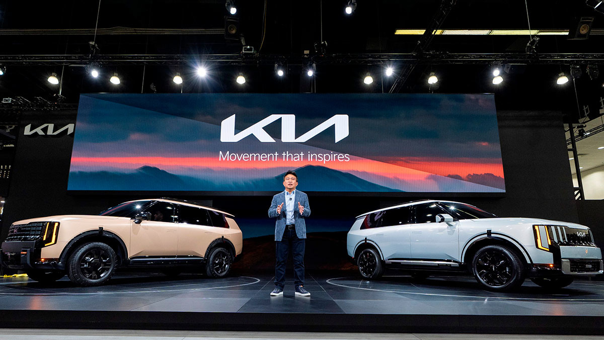 신형 텔루라이드에 대해 설명하고 있는 윤승규 기아 북미권역본부장 부사장. / 기아