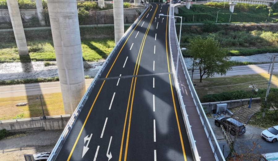 대구시 수성구 파동교 확장공사 후.