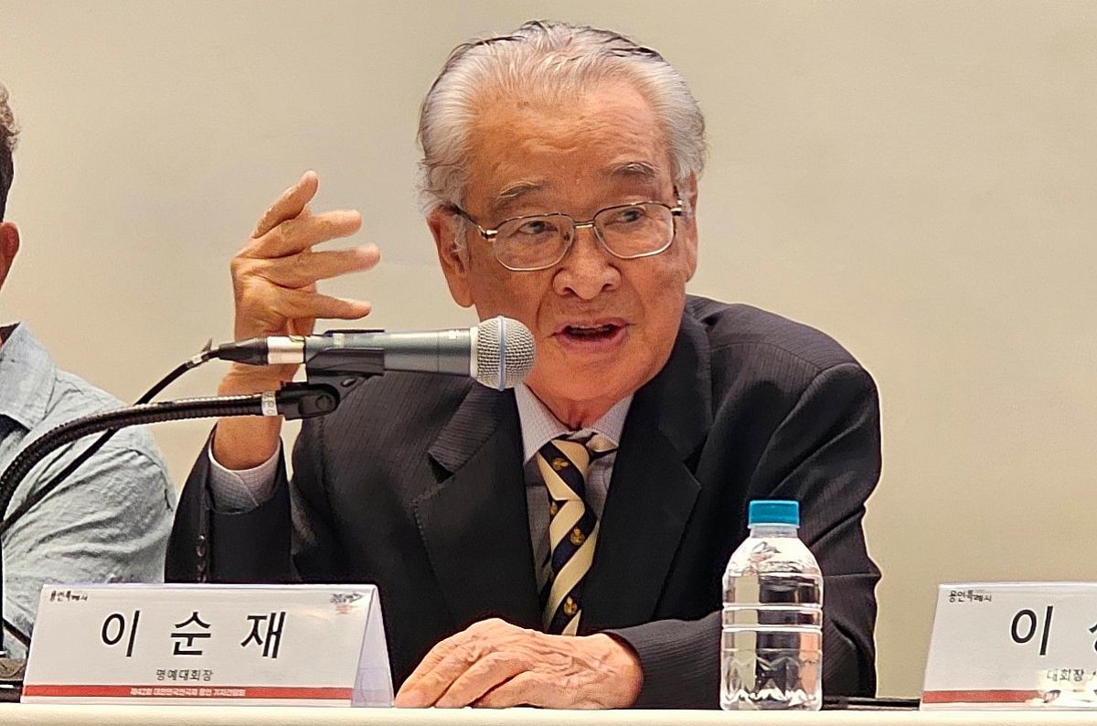 '국민배우' 이순재 별세, 향년 91세 / 뉴스1