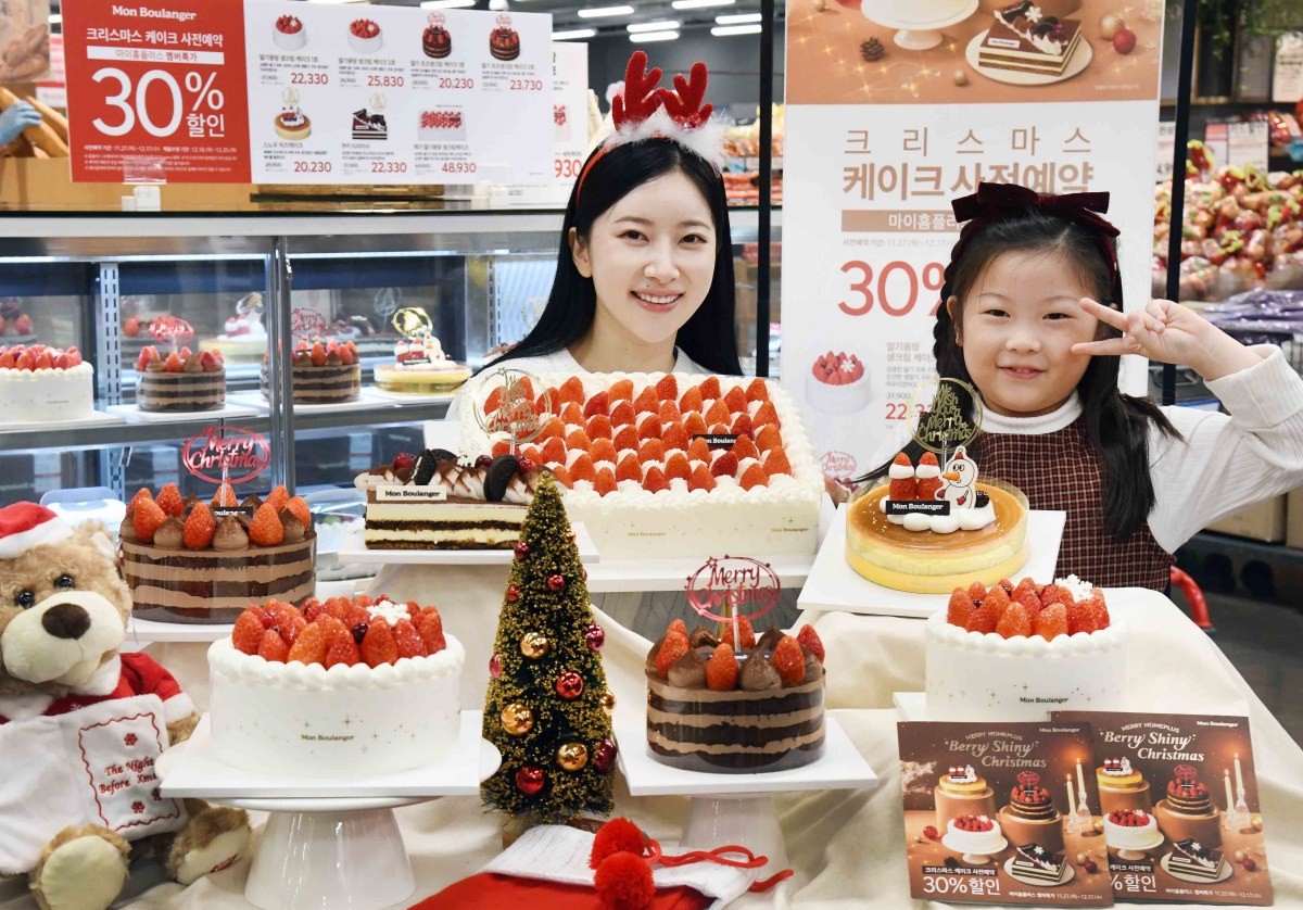 홈플러스, 크리스마스 케이크 사전예약 진행…1~2만원대 ‘초가성비’   / 홈플러스 제공