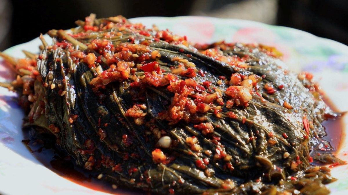 EBS1 '한국기행' 미리보기 페이지에서 제공하는 '삭혀야 제맛, 깻잎김치' 편 자료 사진. / EBS1 제공