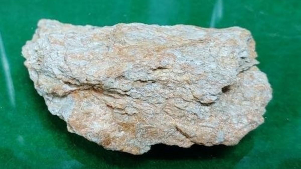 일라이트 원석 / 영동군 제공. 연합뉴스