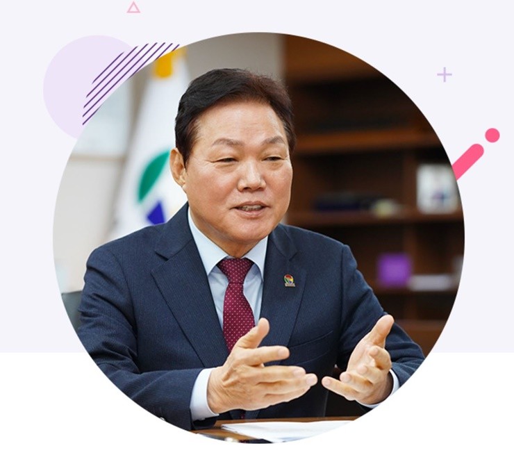 ‘2025 대한민국 지역대포럼’의 무대는 화려했지만, 그 중심에서 가장 묵직한 메시지를 던진 이는 박완수 경남도지사였다. 지방자치 30년을 돌아보는 자리에 그는 단순한 성과 나열보다, 지금 한국 사회에 무엇이 부족한지를 정면으로 겨냥했다.  / 사진=자료사진