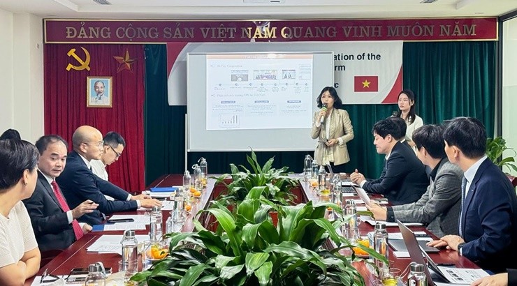 캠코(한국자산관리공사)는 11월 24일(월) 베트남자산관리공사에서「베트남 온라인 NPL 거래 플랫폼 고도화 사업」착수보고회를 개최했다고 밝혔다. / 사진제공=캠코