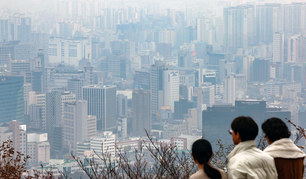 서울 용산구 남산에서 바라본 서울시내 아파트 단지 모습. / 뉴스1