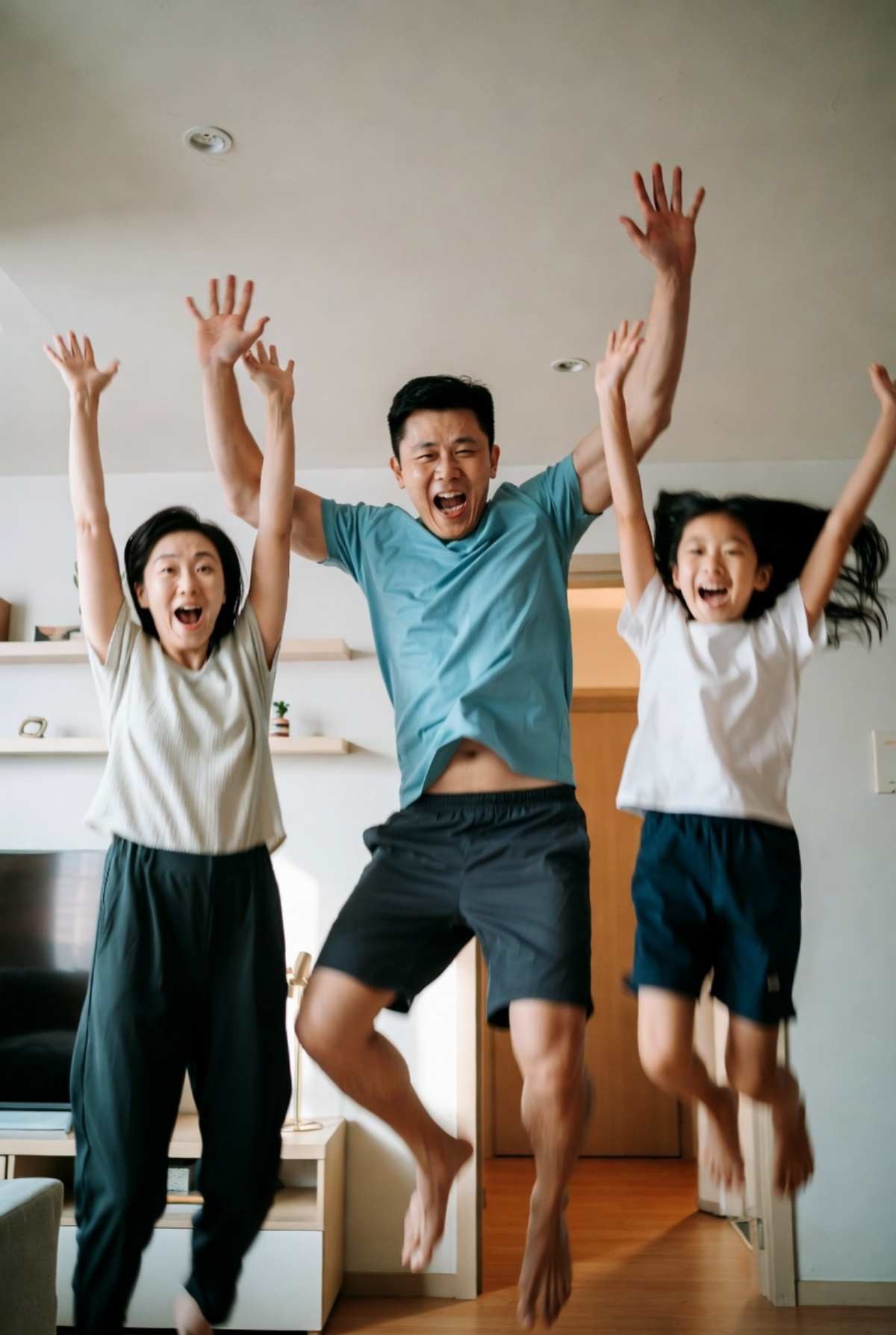 '공휴일 체크하고 알차게 놀아요!' 기사 내용을 바탕으로 AI가 생성한 자료사진.