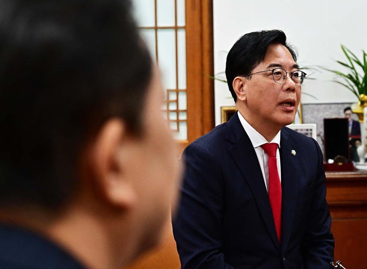 송언석 국민의힘 원내대표가 27일 오전 서울 여의도 국회에서 열린 국회의장 주재 원내대표 회동에 참석해 모두발언을 하고 있다. / 뉴스1