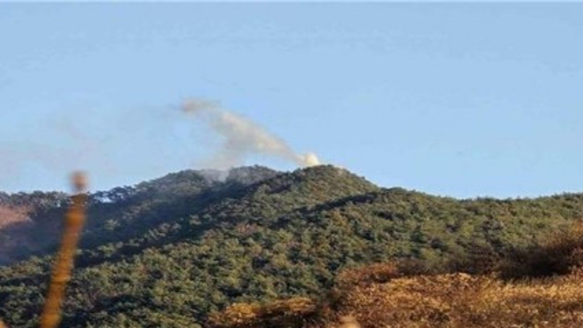 순창 동계면 내령리에서 발생한 산불. / 전북특별자치도 제공-연합뉴스