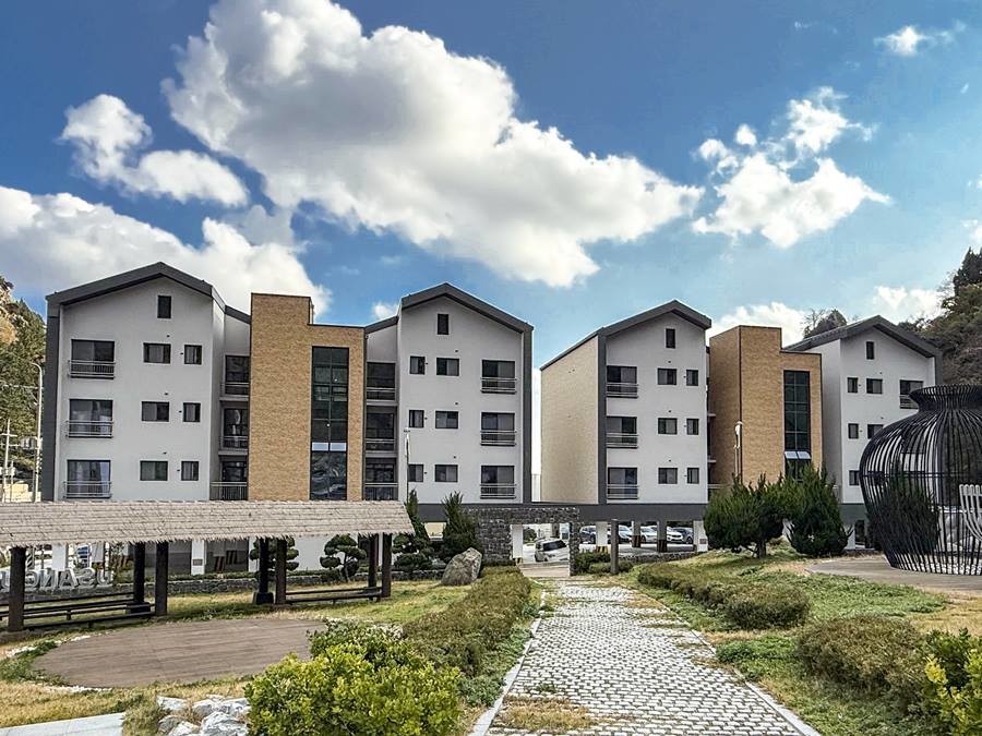 울릉군이 전국 최하위 수준의 주택보급률 개선을 위해 공공임대주택 공급 확대 정책을 본격 추진한다. 사진은 공공임대주택 전경/울릉군