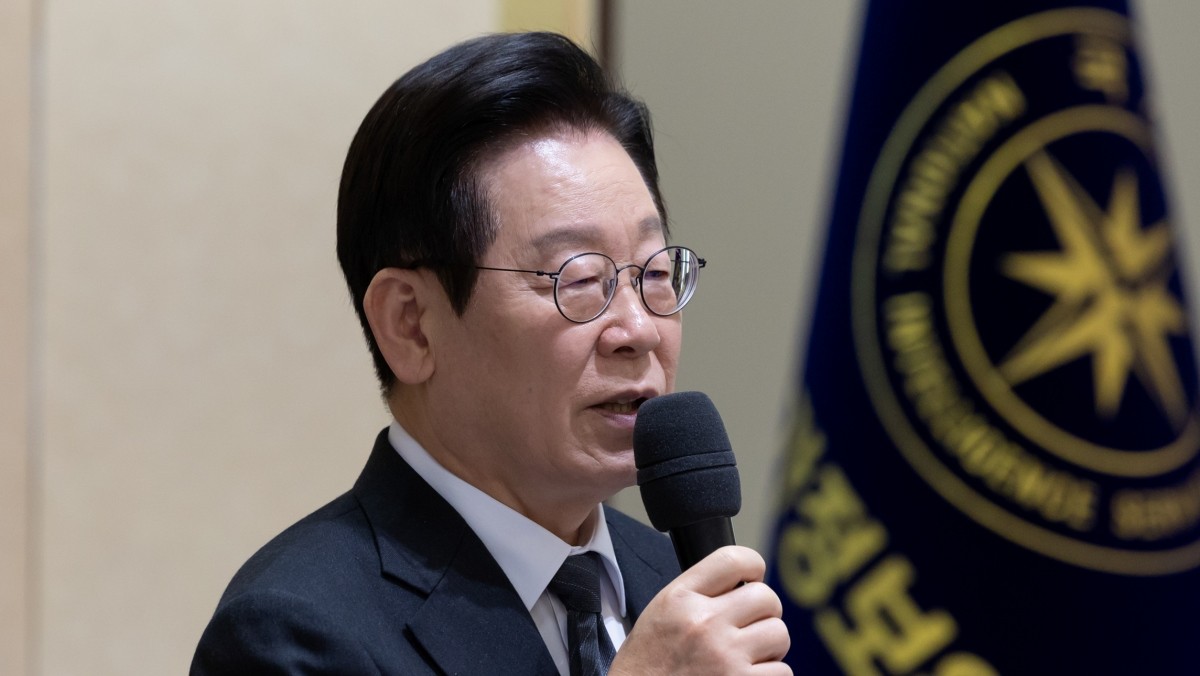 이재명 대통령이 28일 국가정보원에서 열린 업무보고에서 발언하고 있다. / 대통령실 제공, 뉴스1