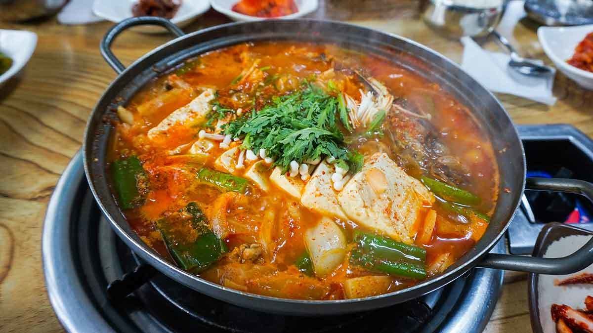 생태찌개 이해를 돕기 위한 단순 참고 사진 / hansever-shutterstock.com
