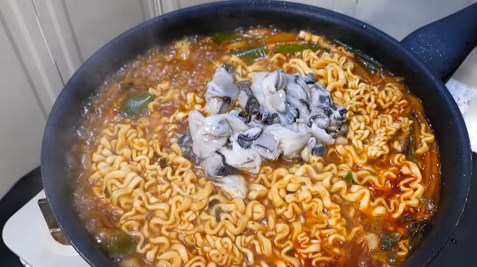 유튜브 '자취요리신 simple cooking'