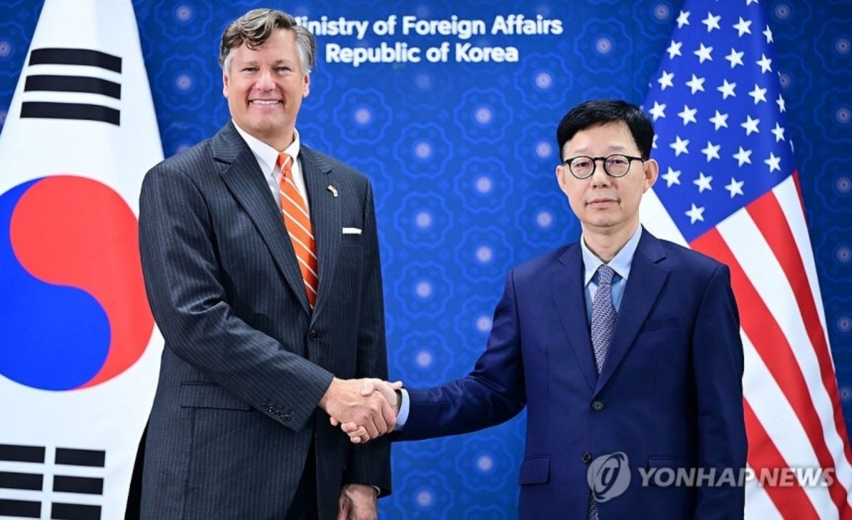 악수하는 한미 외교차관 / 외교부 제공, 연합뉴스