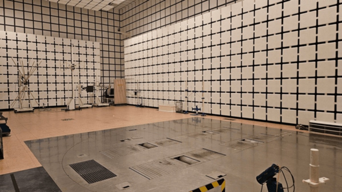 전자파 시험실 사진../ 한국교통안전공단 제공