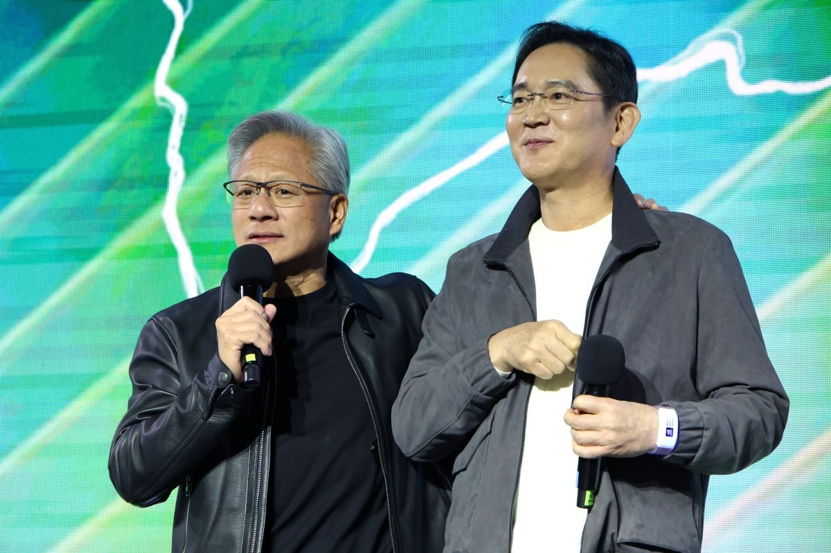 젠슨 황 엔비디아 회장과 이재용 삼성전자 회장 / 뉴스1
