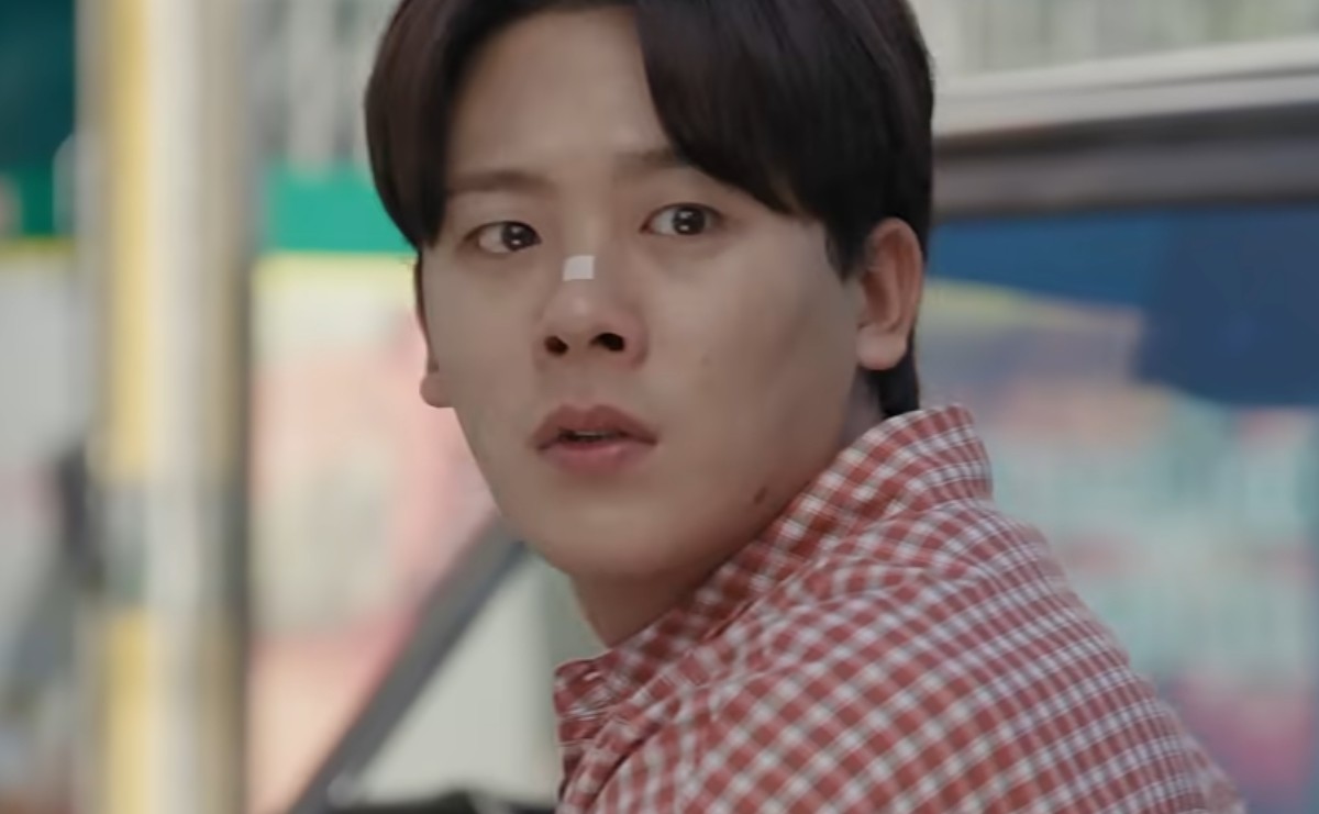 열연 펼치는 이정하 / ENA