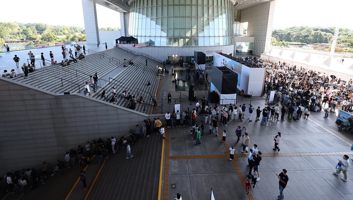 국립중앙박물관을 찾은 시민들 모습. 기사 이해를 돕기 위한 자료 사진입니다. / 연합뉴스