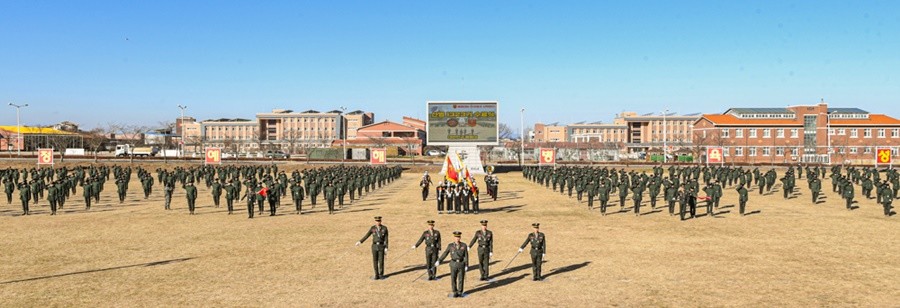 해병대 교육훈련단에서 열린 해병 1323기 수료식에서 신병들이 행사연병장에 도열해 있다.  / 이하 부대 제공