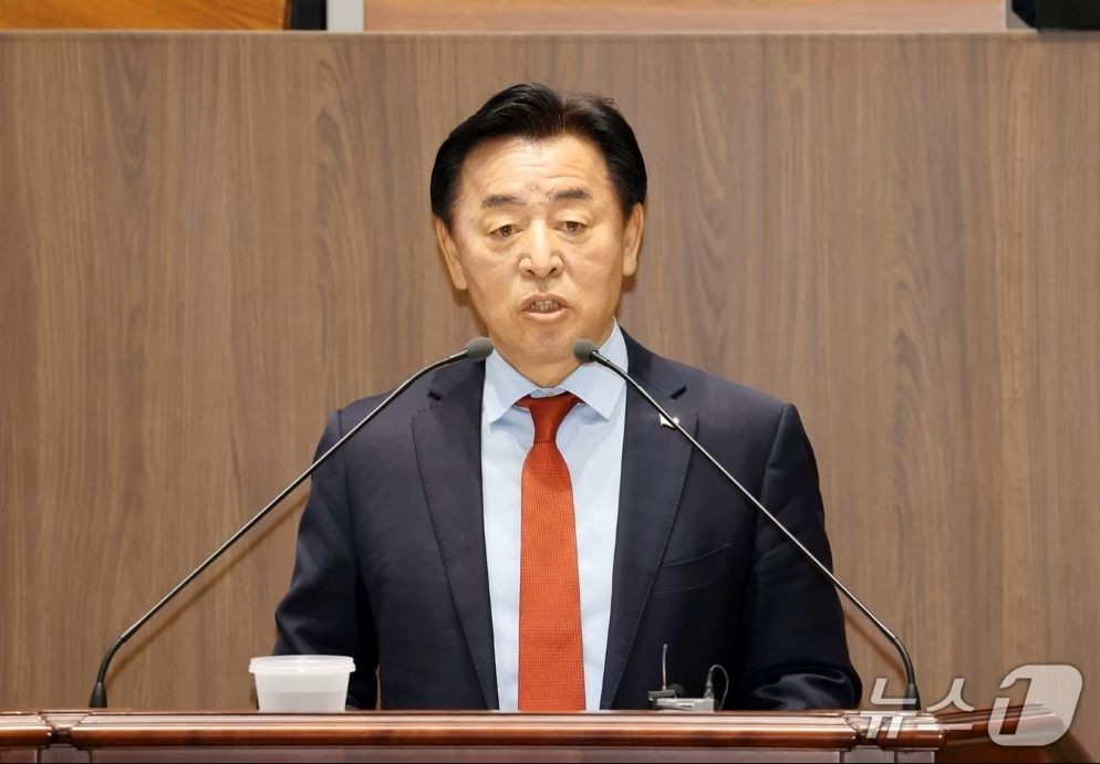 이종화 충남도의원, ‘계엄사태 책임’ 문제 삼고 국민의힘 탈당 / 뉴스1