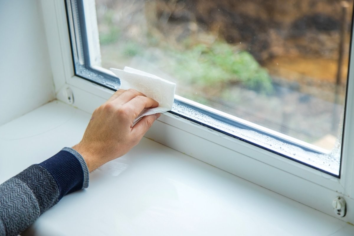 창문 틀 / Tatevosian Yana-shutterstock.com