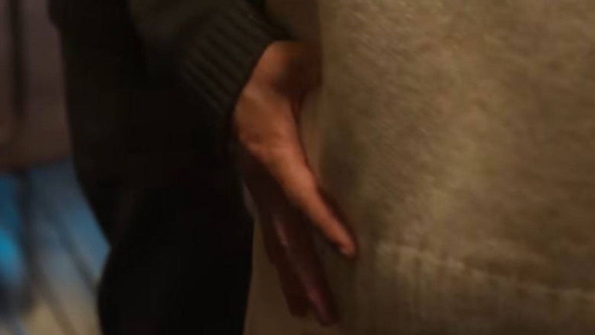 영화 '윗집 사람들' / 바이포엠스튜디오 BY4M STUDIO