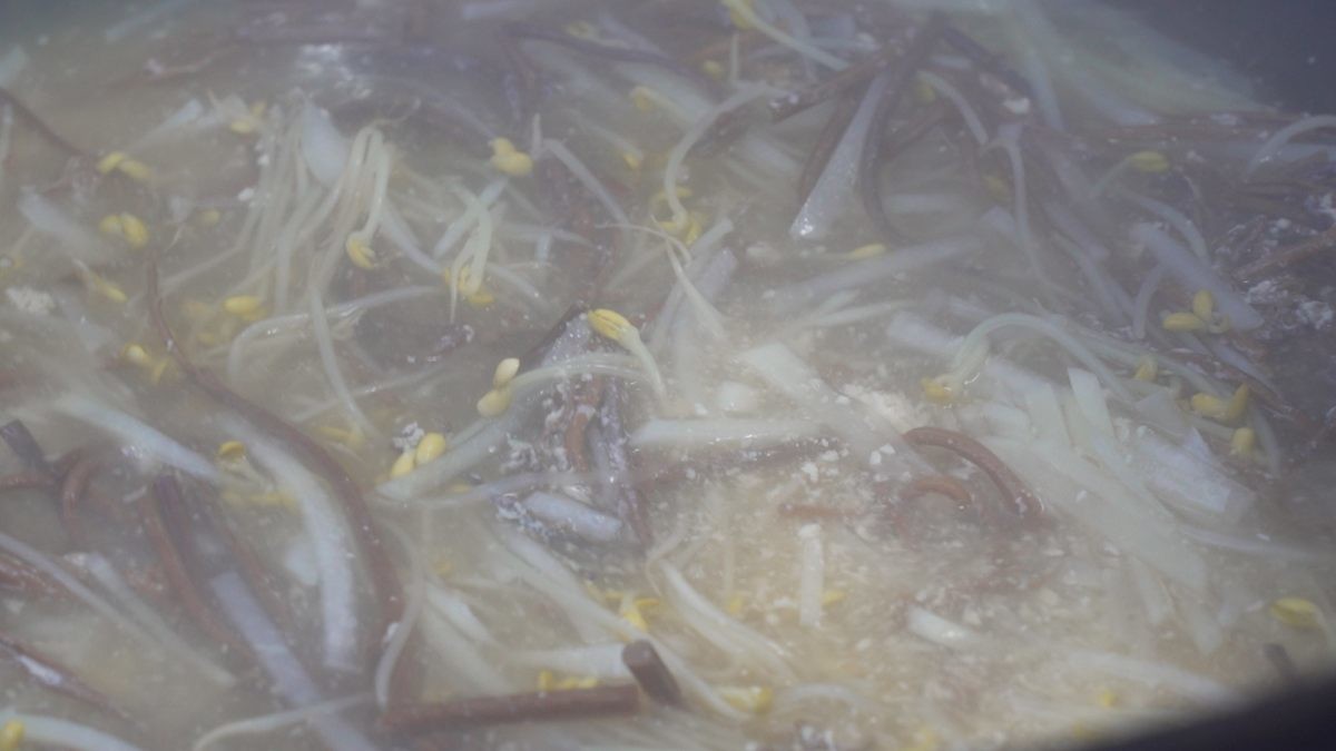 EBS1 '한국기행' 미리보기 페이지에서 제공하는 '7남매의 고사리콩국' 편 자료 사진. / EBS1 제공