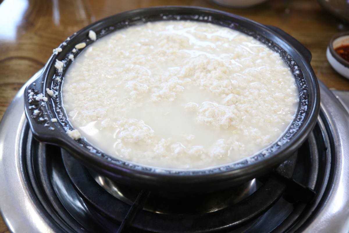 순두부찌개 자료사진 /  dreammama-shutterstock.com