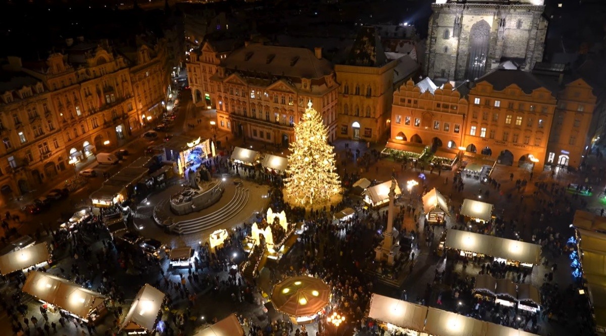 체코 크리스마스마켓. / 유튜브 '김미오' 영상 캡쳐