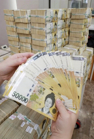 기사 내용 토대로 AI툴 활용해 제작한 자료 움짤.